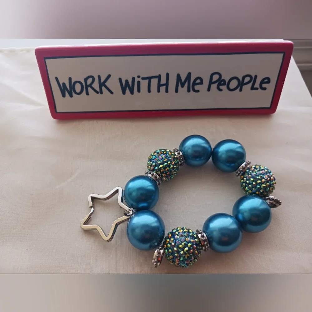 Cute Hand-made Bracelet/ key ring - Picture 1 of 6